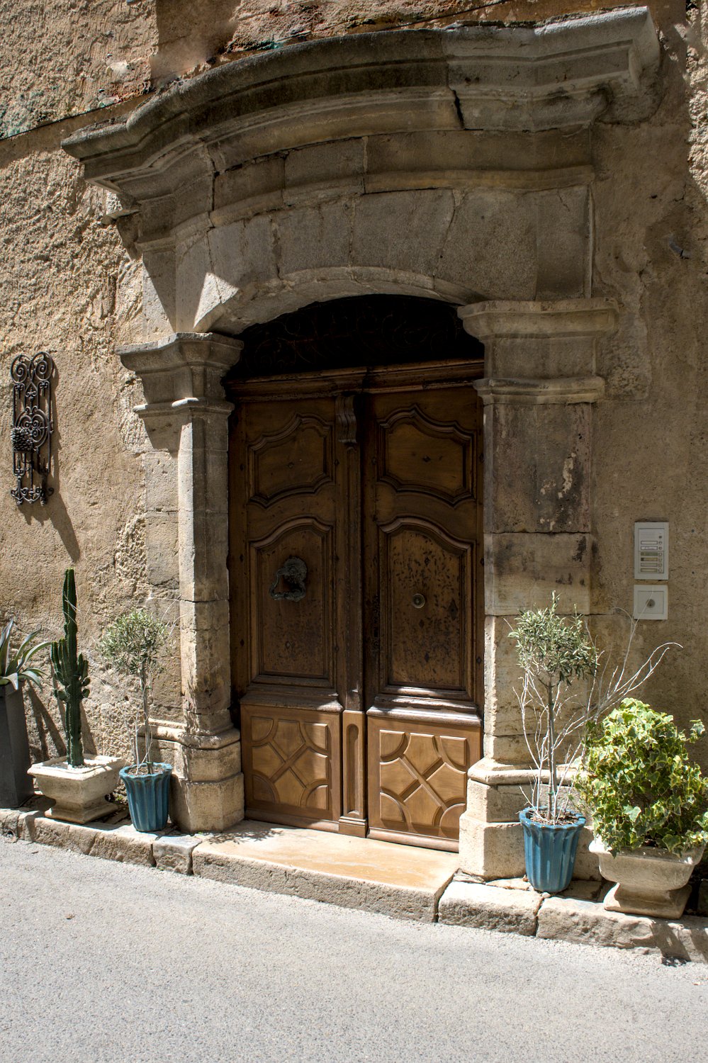 Porte ancienne