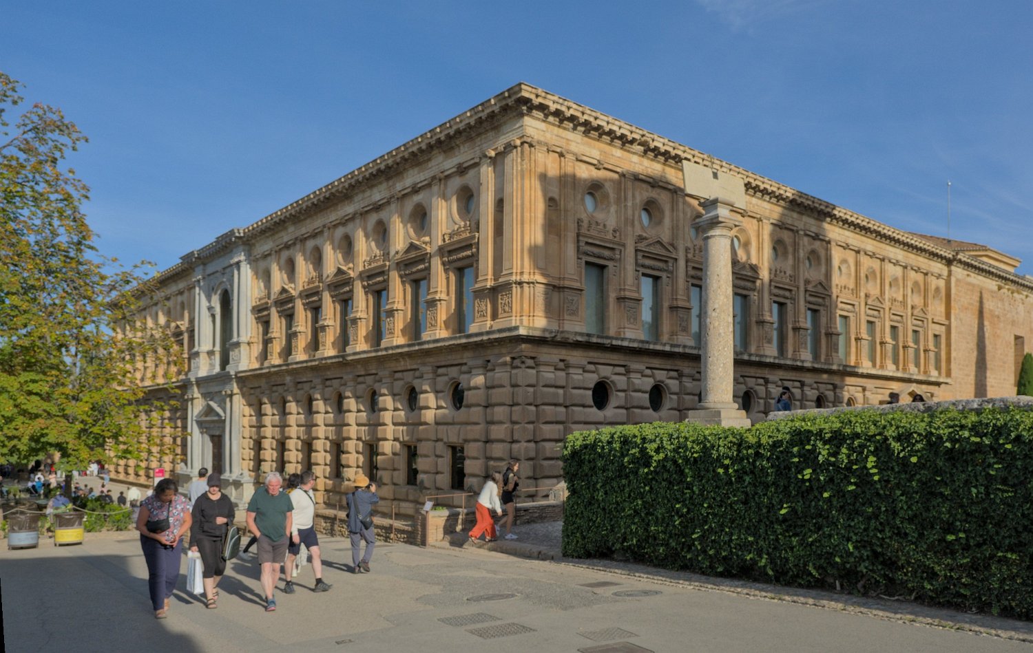Palais de Charles V